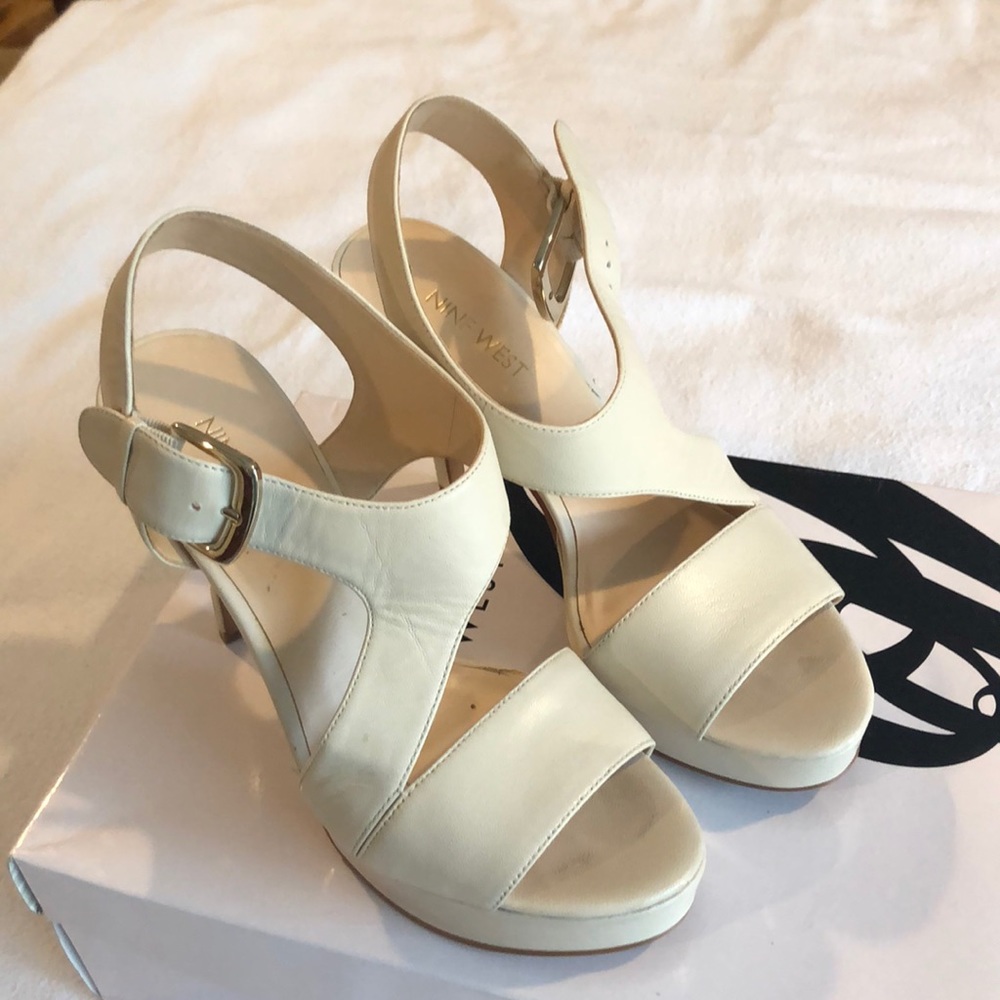Nine West cute platform sandals